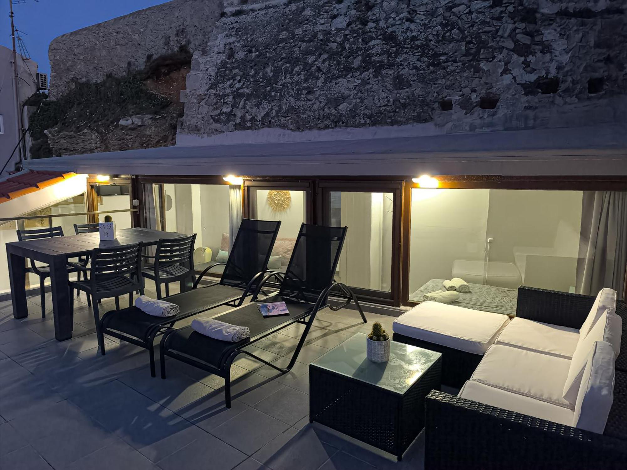 Charming Old Tannery House With Spacious Veranda And Stunning Sea View! La Canée Extérieur photo
